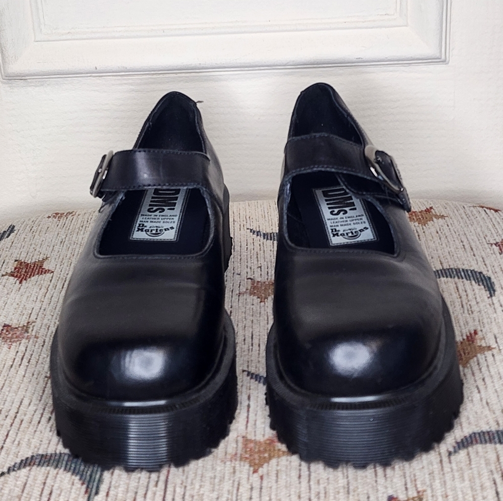 DOC MARTENS_Mary Jane style_BLACK Chunky sole PLATFORM shoes